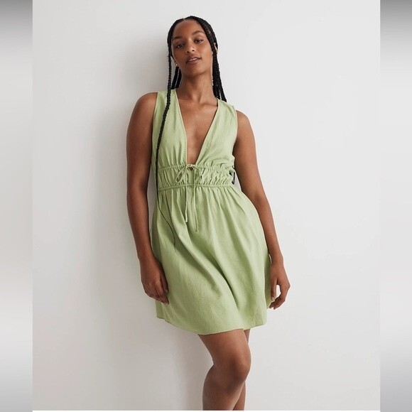 Madewell Sophia Deep V Neckline Mini Dress Size XS in Color: Seedling NWT - Picture 1 of 8